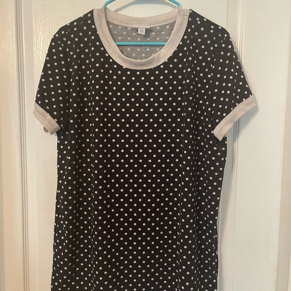Adorable LuLaRoe Tee